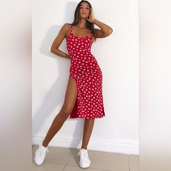 PrettyLittleThing Women's Size 0 Red Floral‎ Jersey Split Cami Midi Dress - Picture 3 of 14